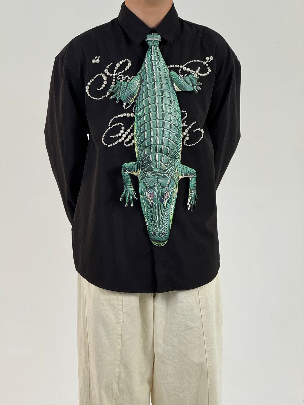 Unique crocodile-shaped novelty tie, a bold fashion accessory for those who love creative and eye-catching designs.