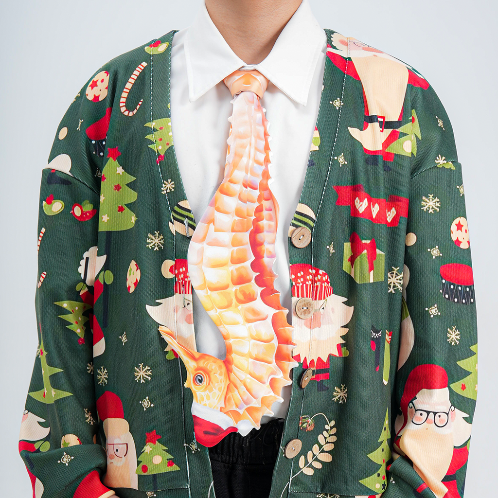 Creative seahorse-shaped novelty tie, fun and unique accessory for parties and casual wear.