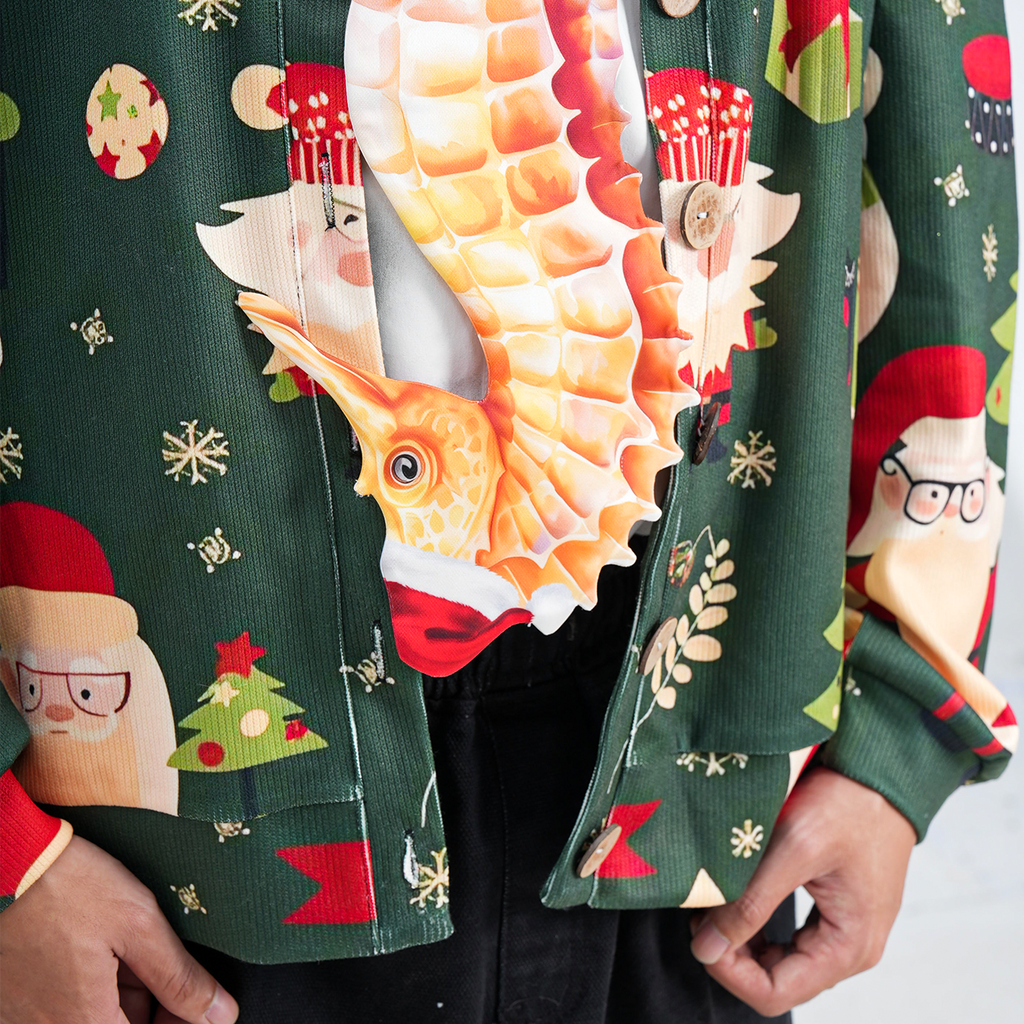 Creative seahorse-shaped novelty tie, fun and unique accessory for parties and casual wear.